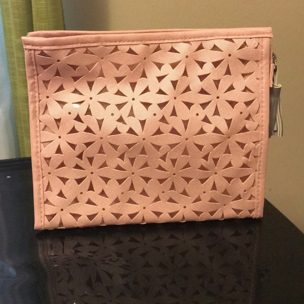 Makeup bag